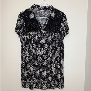 Amana Black & White Floral Lace Blouse Women’s Plus Size 2X‎